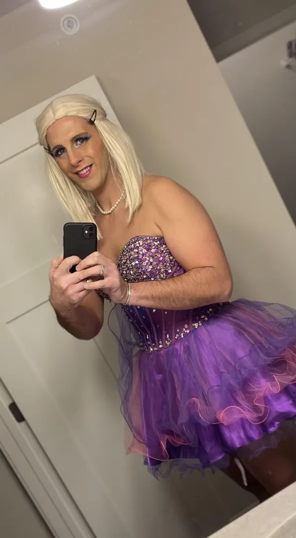 [USA] #SC Sissy returning to chat and possibly be exposed