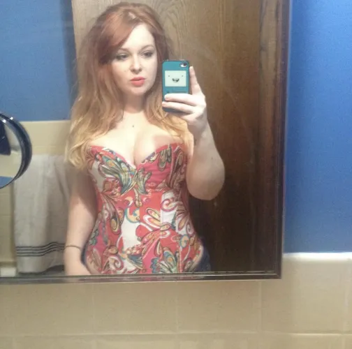 Who wants to be my twxher