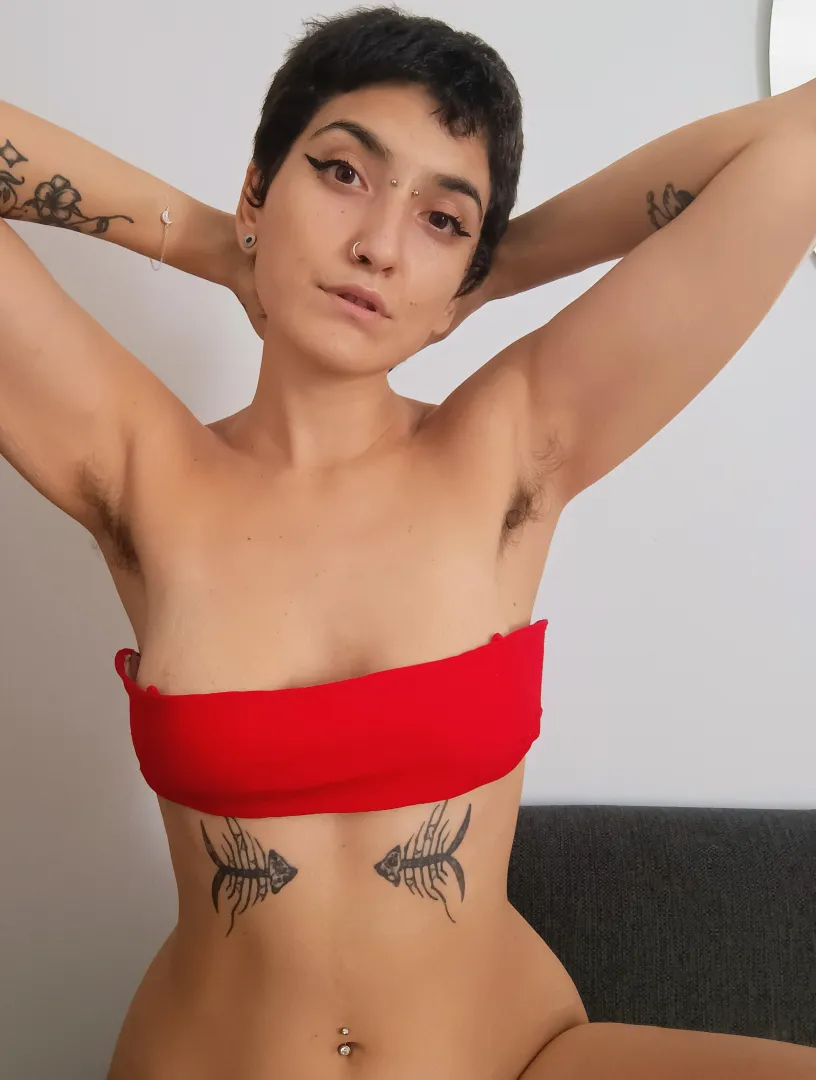 After sunbathing, wanna smell? [hs]