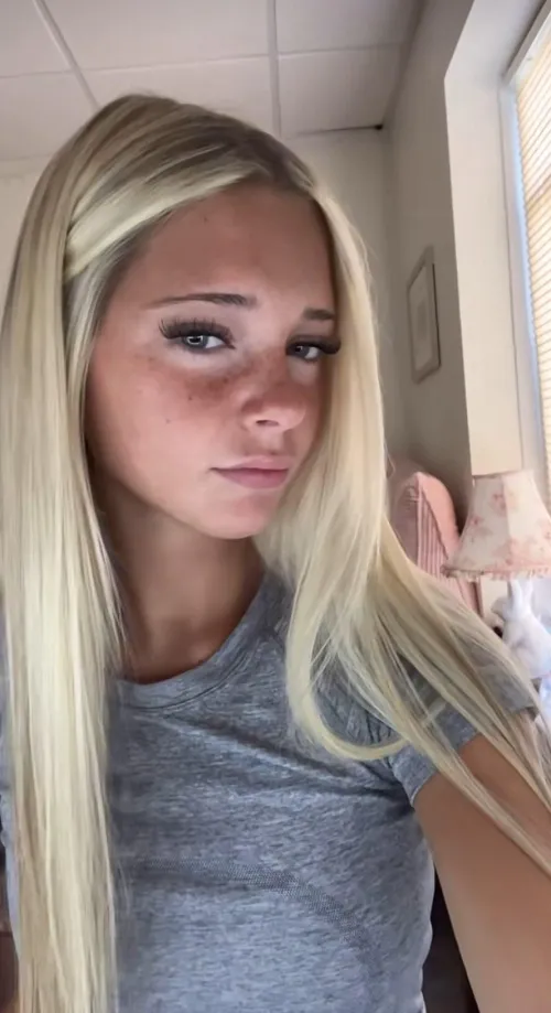 Any daddy wants to steal my 1st time n make me his slut