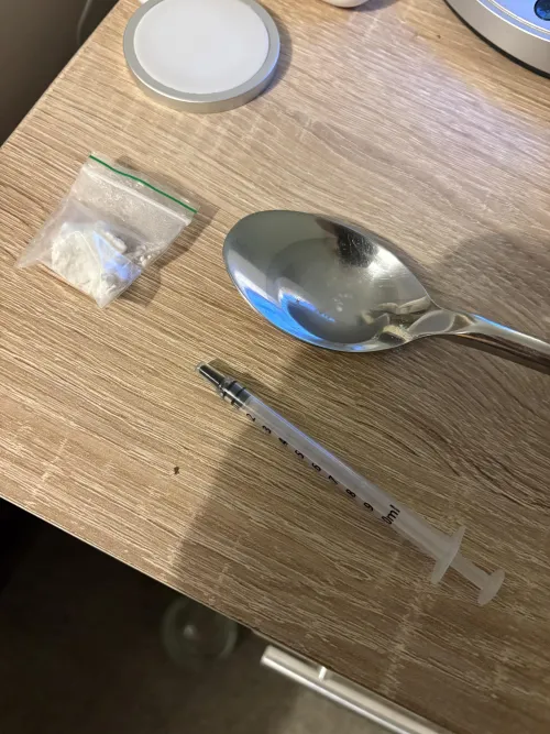 Couple been boofing each other all day! High af rn!