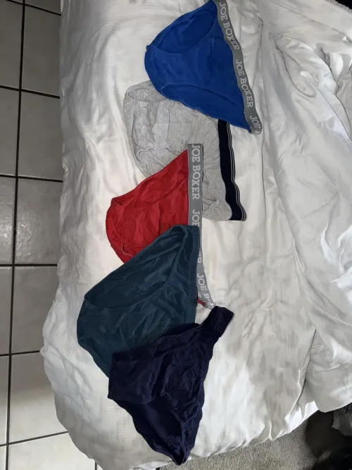 Dm me for a pair femboy