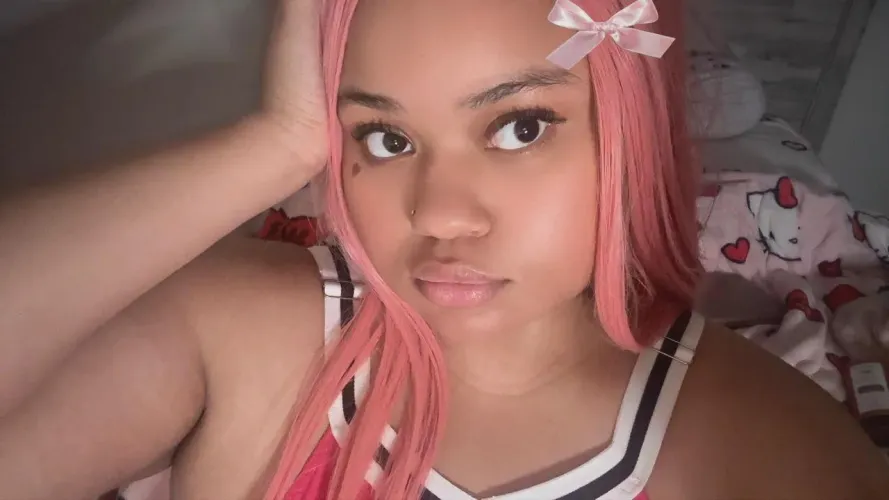 Fetish Haven Seller Profile for u/missnoemii444