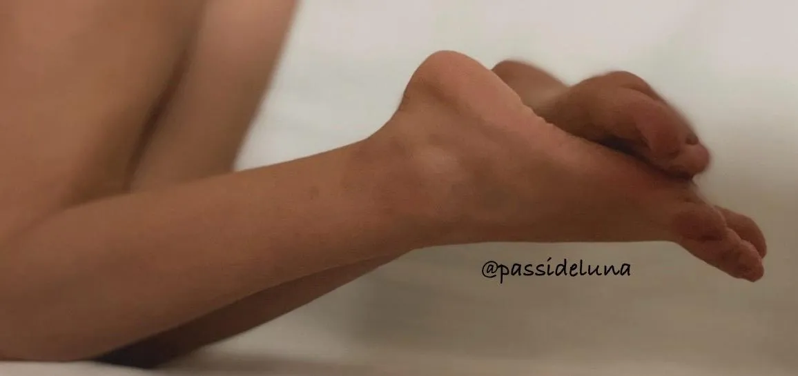 Good boy, you know exactly where to put your tongue.