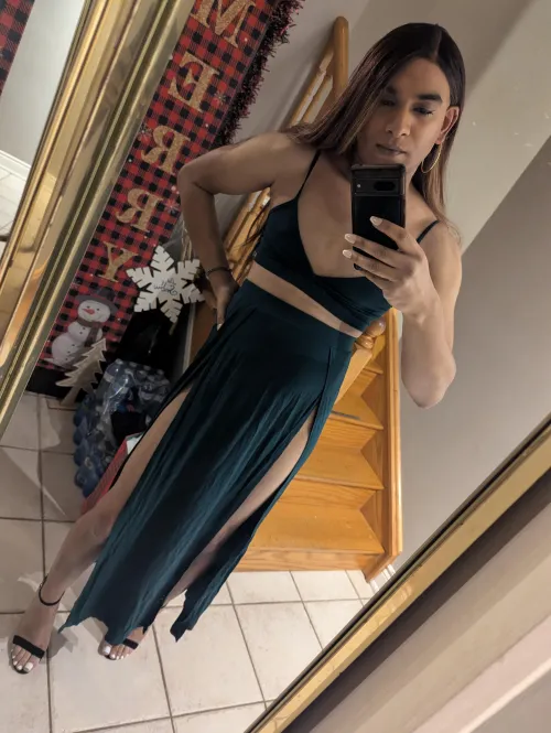 Gotta dress up with a fresh pedicure