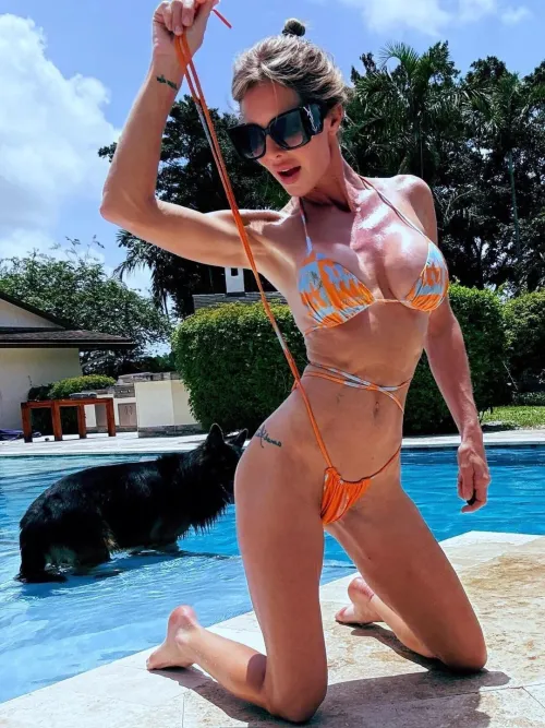 I love this sexy bikini