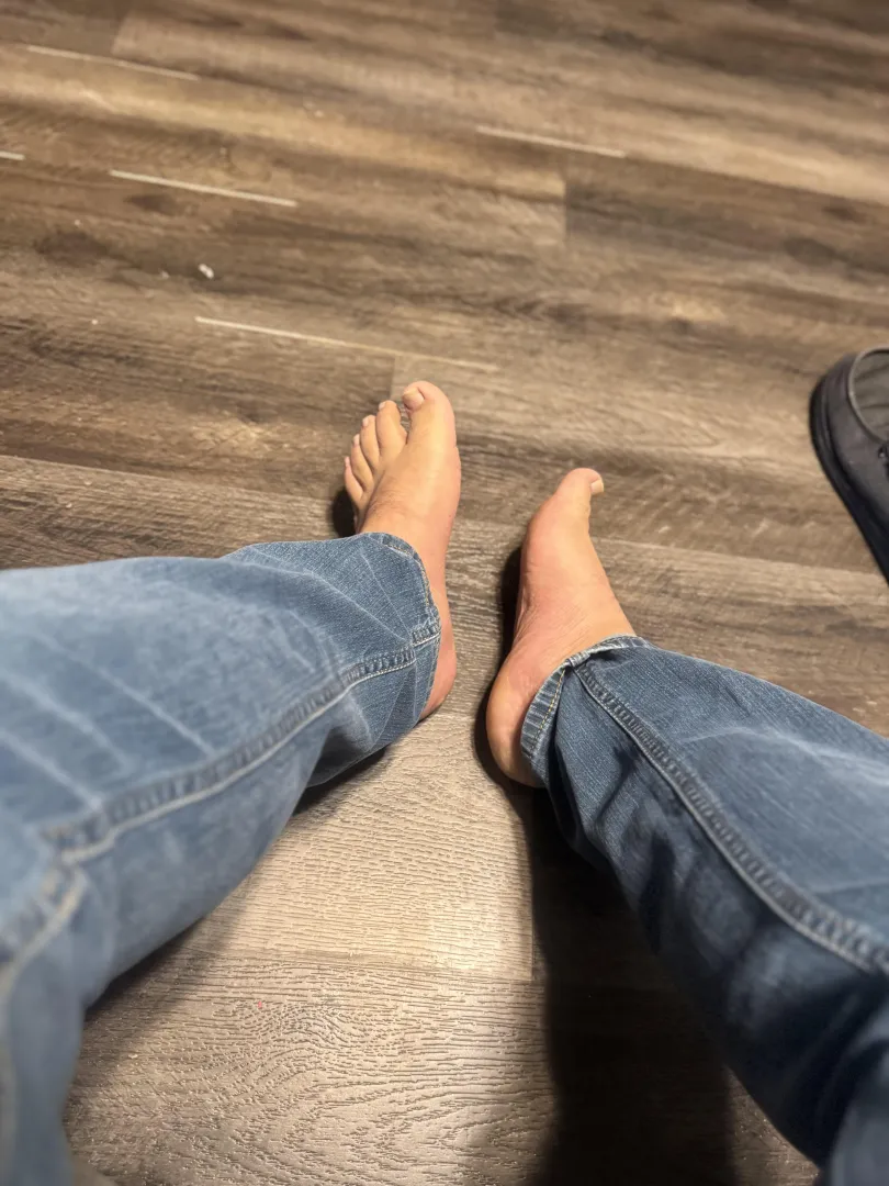 I need an rub and a pedicure 