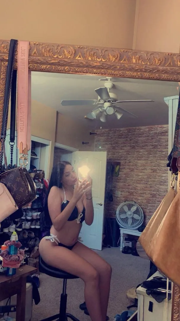 Say “Yay” if you’d accept my nudes clip in your inbox 