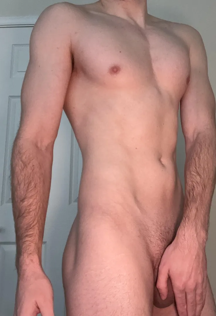 31M4FM #Hamden Bull looking for couple