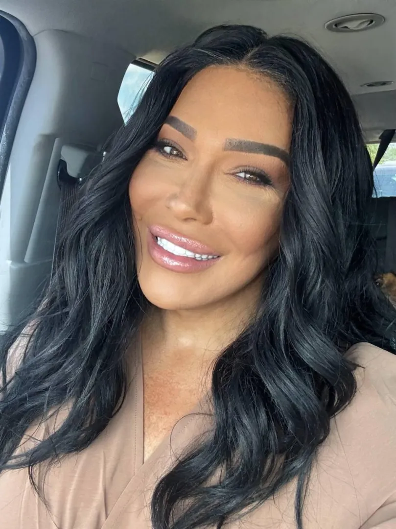 Hi Babe, do you want to play with me?