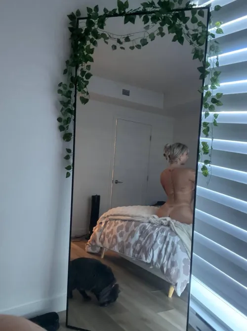 Horny and alone… wanna teach this neglected wife your filthiest kink?