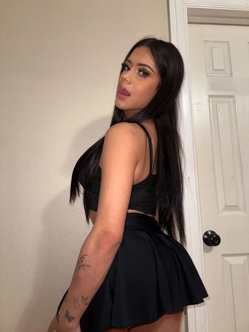 I wanna be the reason for your cum tonight