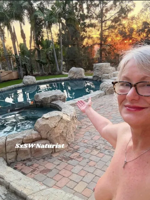 I’m here. I’m naked. I’m fine just like this.