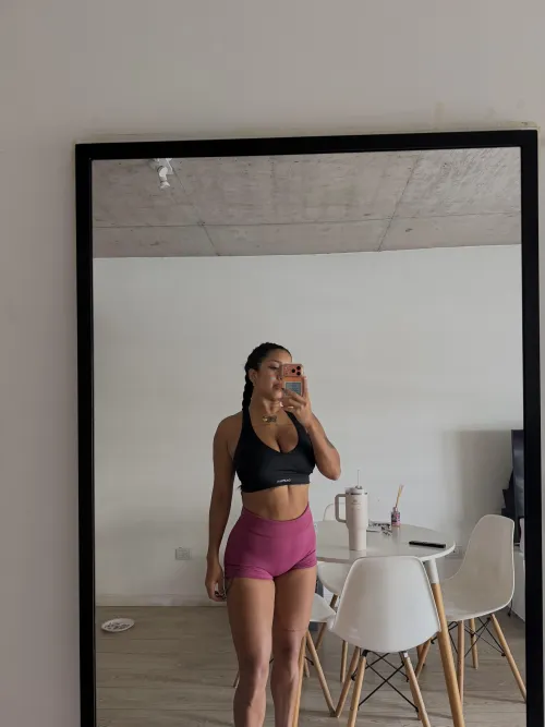 looking for a gym bro to fuck