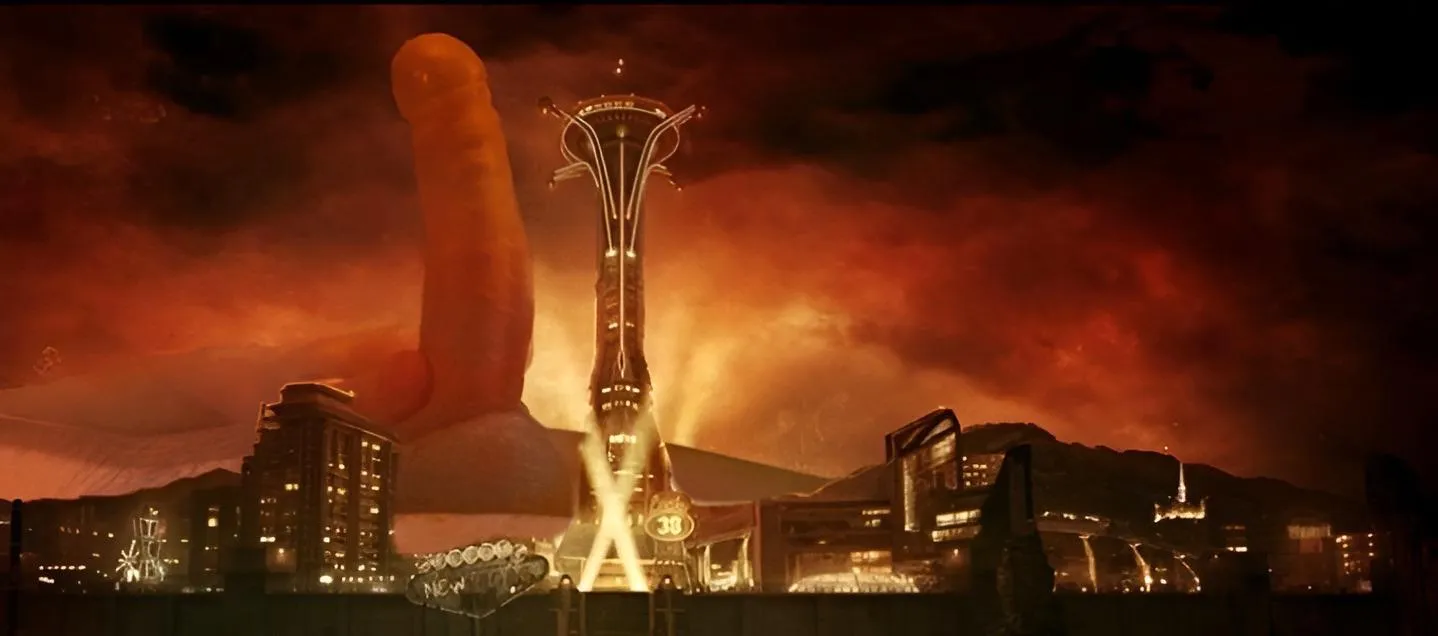 (Macrophilia) The latest addition to the Vegas Strip!