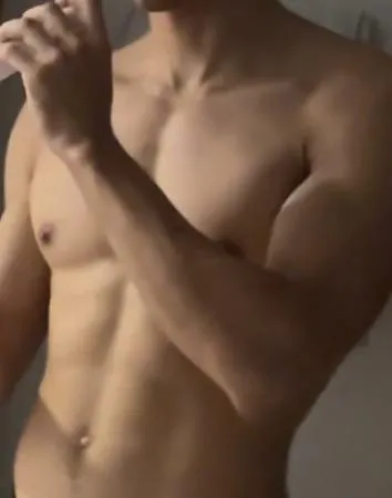 21 [M4F] Oahu- tryina pop my cherry