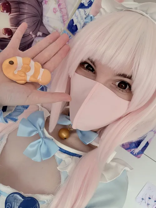 Be a good kitty and earn cream, be naughty and get red cheeks