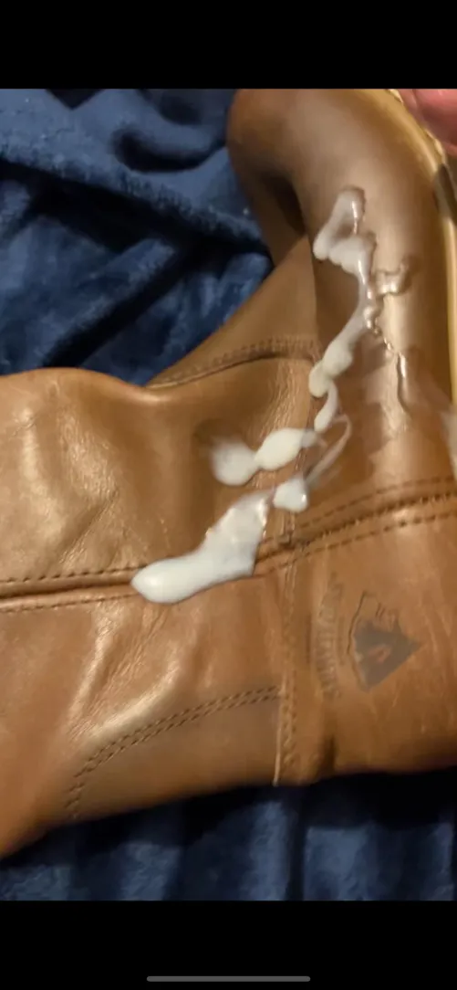 Busted hard again on my boots that started my fetish