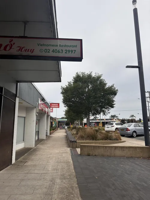 I’m guest in Beresfield; Is there anybody to have fun now?