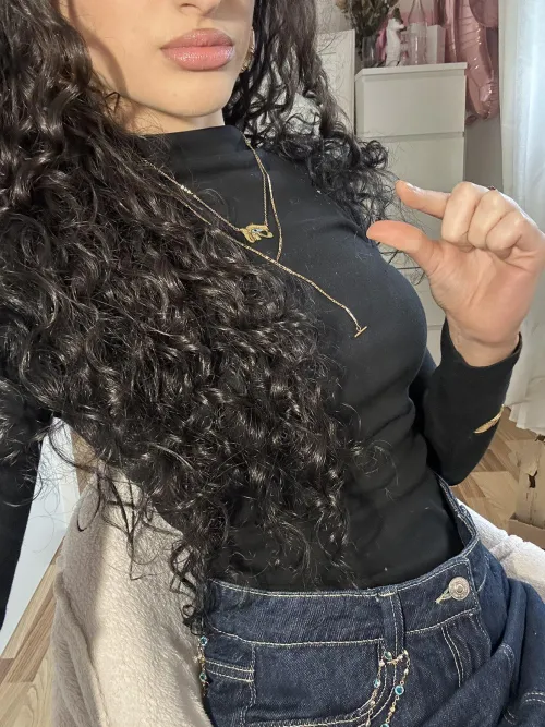 I'm sure you have a small penis, tell me its size so I can laugh about it with my girlfriends 