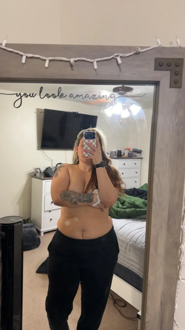 Just the bases’ favorite hotwife admiring herself  what would you do with me FLW