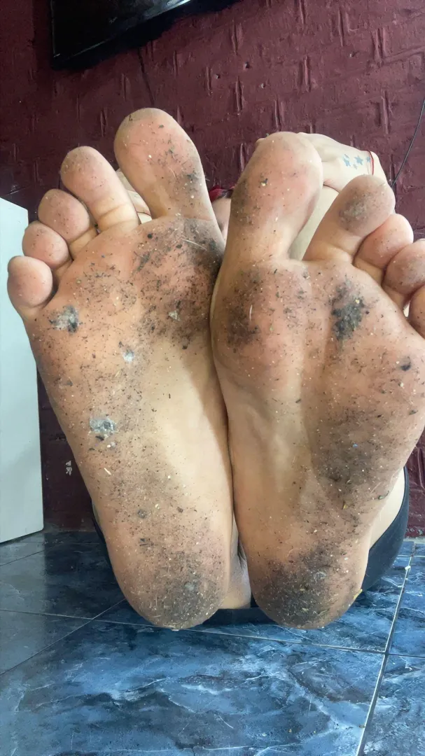 My feet love being very dirty