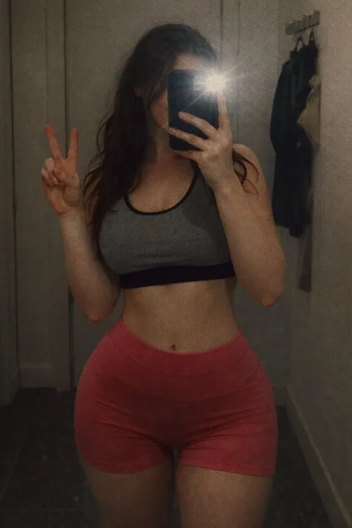 My hips look fat in this lol