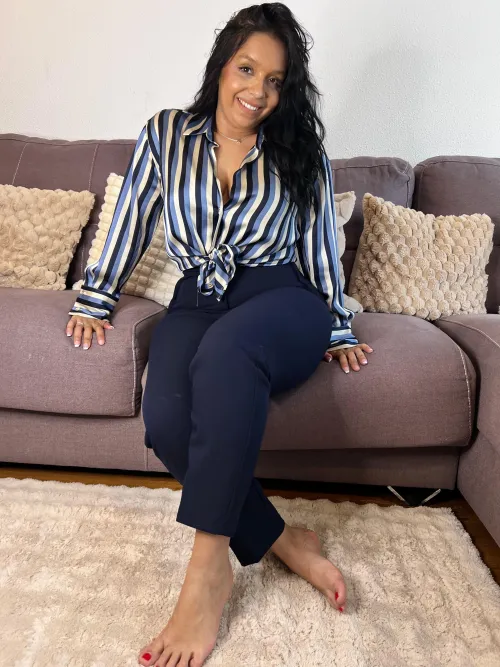 Pure chocolate, I love it when I feel kisses all over me