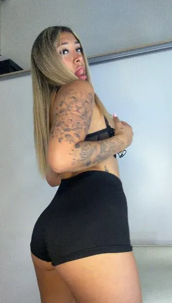 Rate my booty please