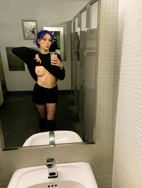 Une petite photo à l'école. 