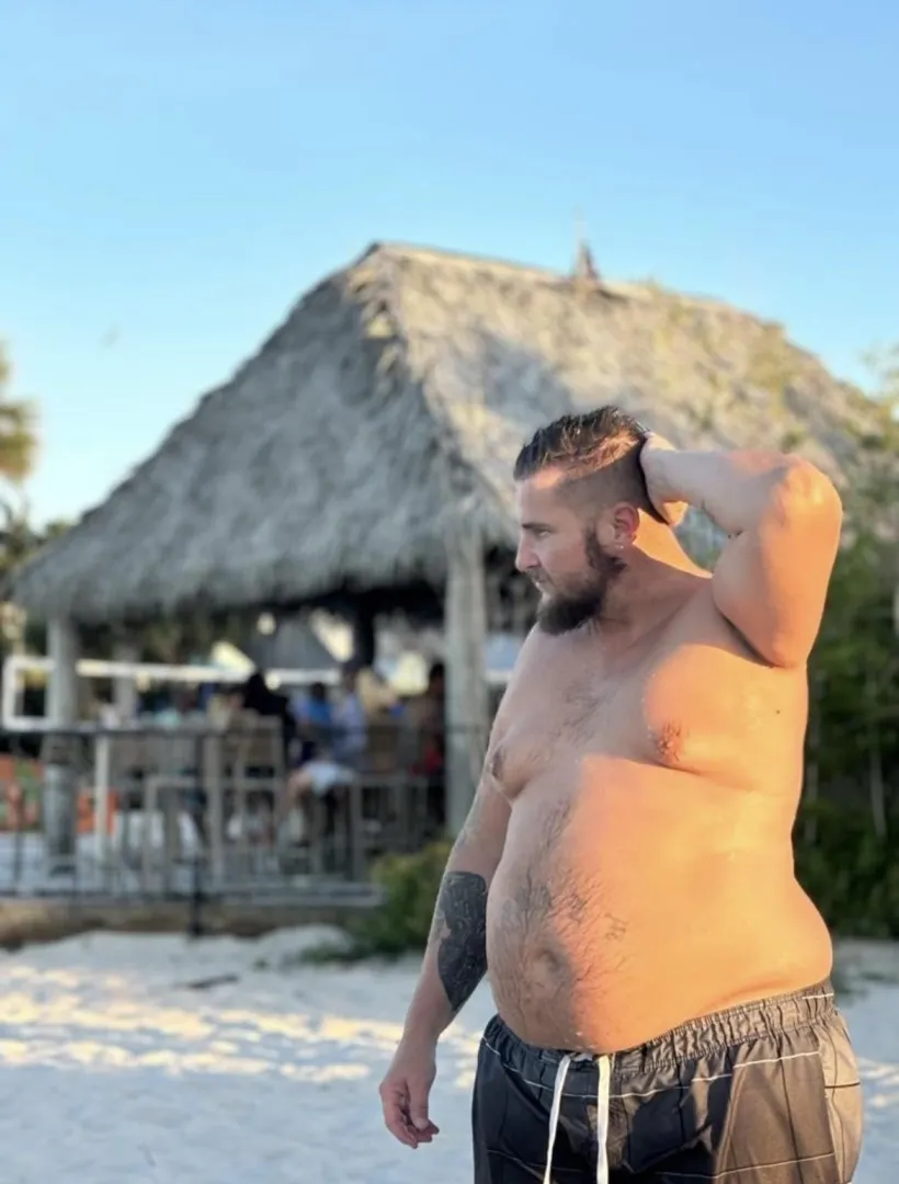 Who’s awake and wants to cum in my mouth