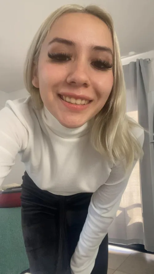 19f choke me, pin me, make me beg