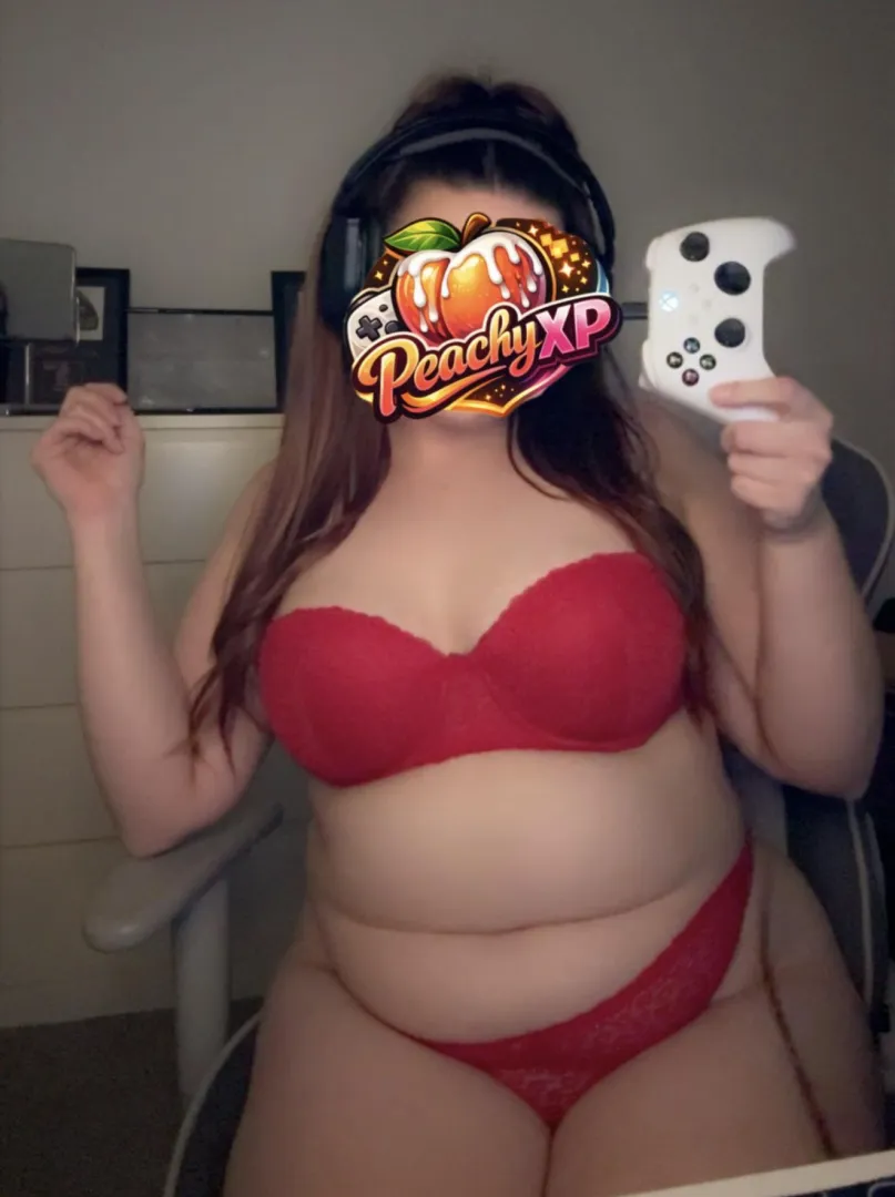 1v1 me?? Loser has to undress 