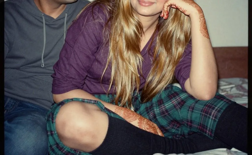 29 [M] and 43 [F] looking for a single F tonight