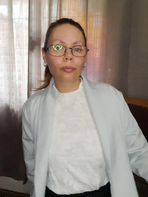 41 year old mom hides them well