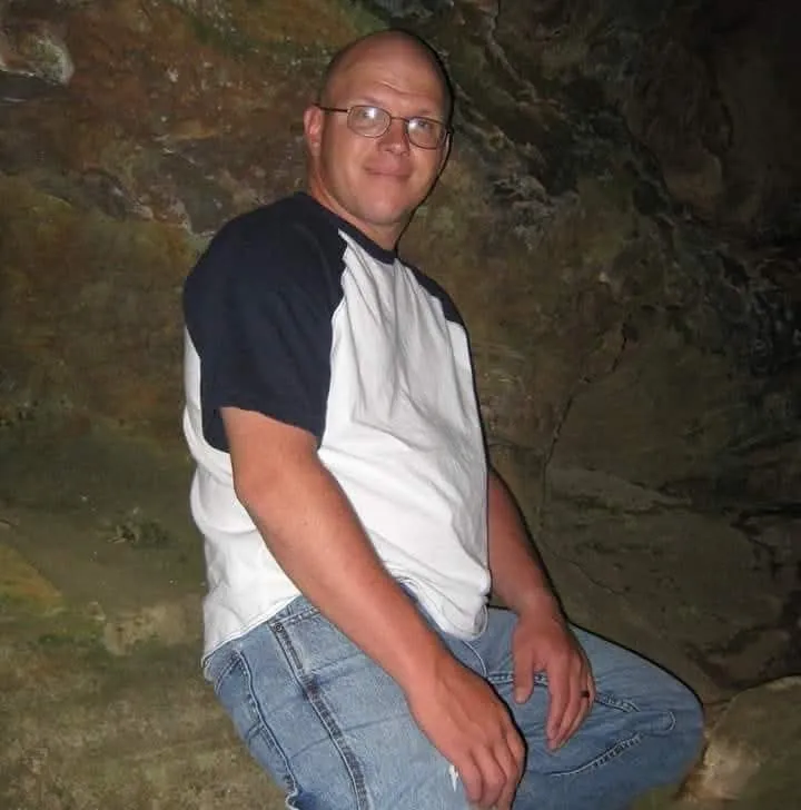 44 m from flint, looking for pussy to eat, anyone interested?