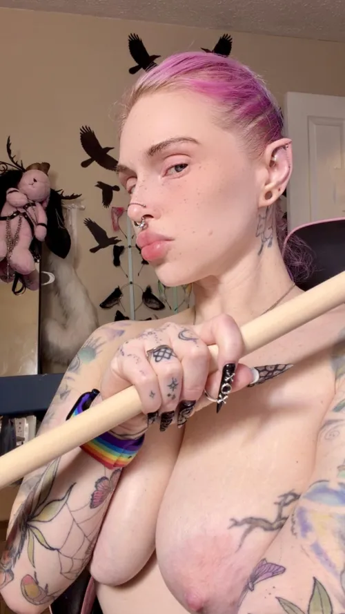 A warrior Elf never breaks, even if her armour does