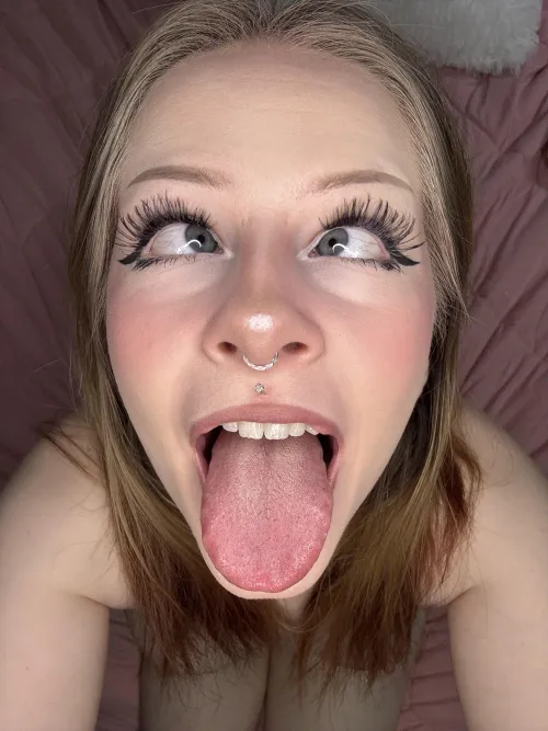 Aim for my tongue if u can