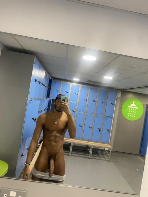 Need to find me a thick fg bussy to fuck extremely rough raw , imma breed you spit in ur mouth while I drill ur bussy in missionary and choke you