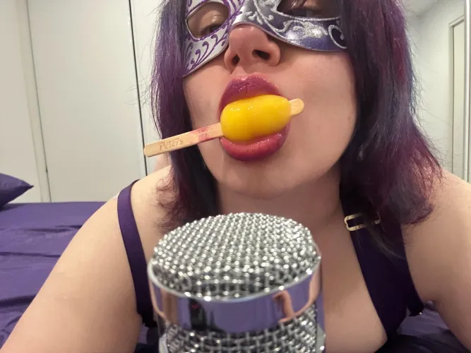 These lips do magical things...