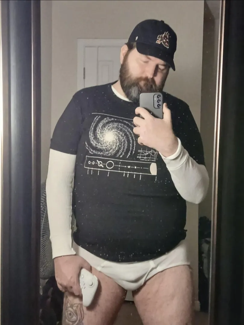 Time to play some video games in my tws