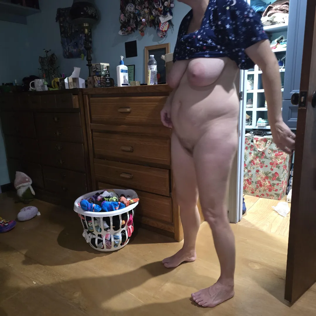 Wednesdays wonder wickedly with whimsical wives wanting wetness