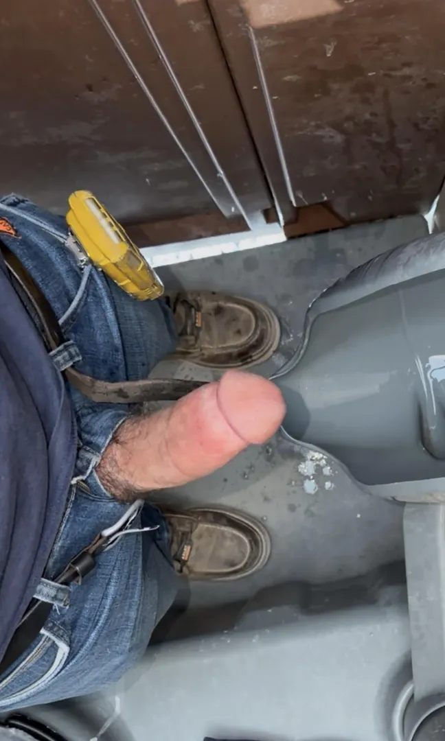 Who likes big man pink cocks?