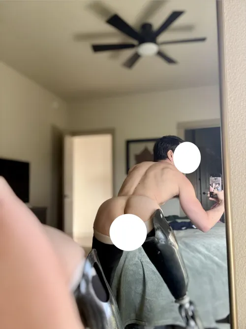 You should see the hole pic