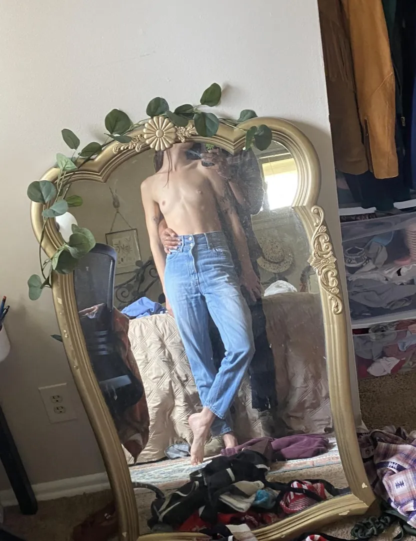 [20/18] [mf4mf] [mf4f] young couple looking for 50+ only for age play