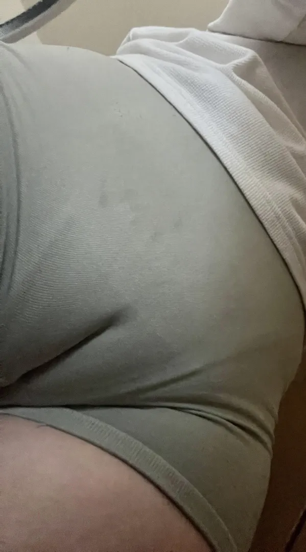 25 [F4M] Denver-flirty trouble maker mommy visited here and looking to flirt ,do you love to be sat on