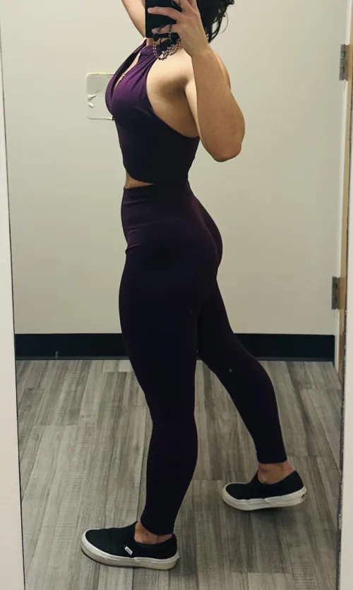 27 Hotwife near Montgomery looking for fun