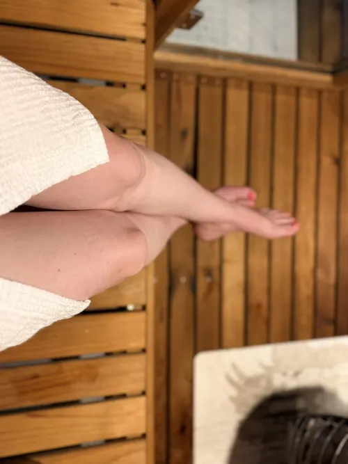 Cum join me in the sauna