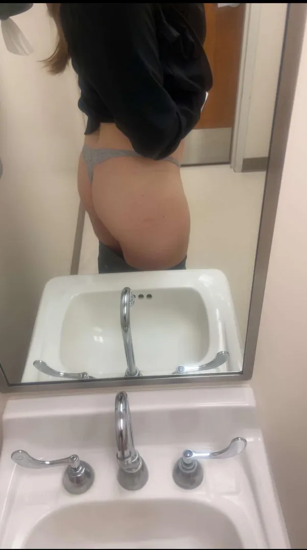 Do you like this mom nurse thongs