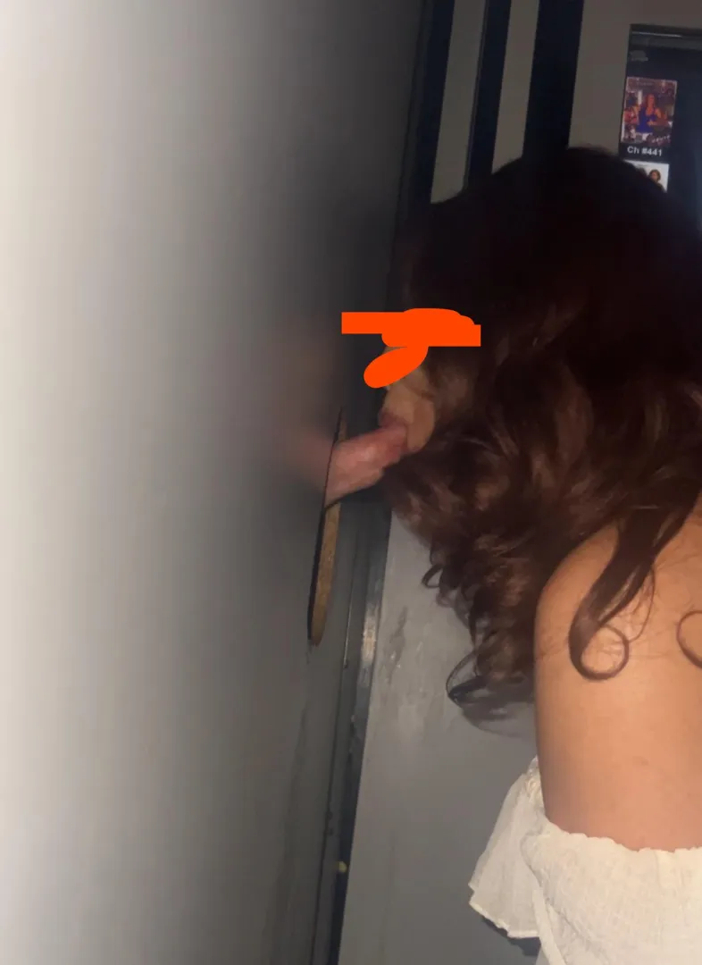 Femboy hosting my second glory hole this weekend. Dm for more information